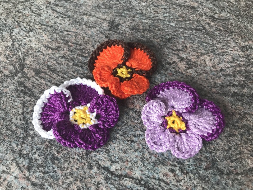 Häkelanleitung "Stiefmütterchen"