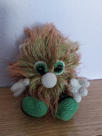 Meine zweite Kuschelkugel. Ich liebe es sie zu knautschen, um Stress abzubauen.