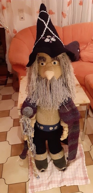 Häkelanleitung für Gabis großen Zauberer,  ca. 85 cm, mit Hut