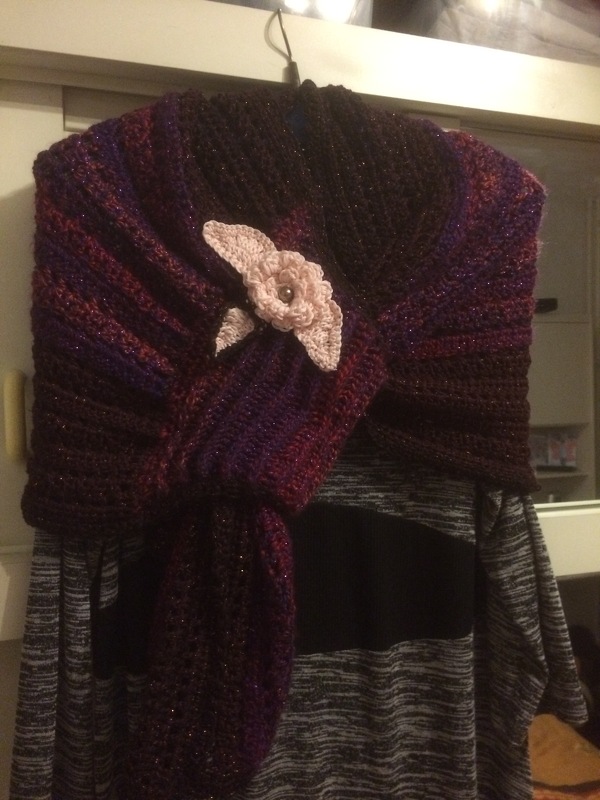 Häkelanleitung Schal // Steckschal // Stola Embrace