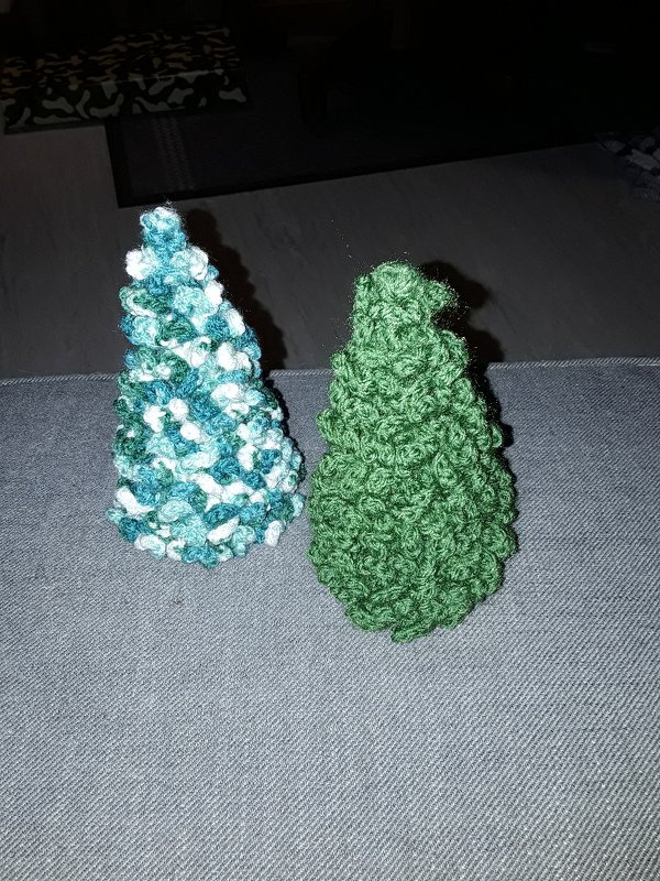 Pine Tree / Christmas Tree Crochet Pattern