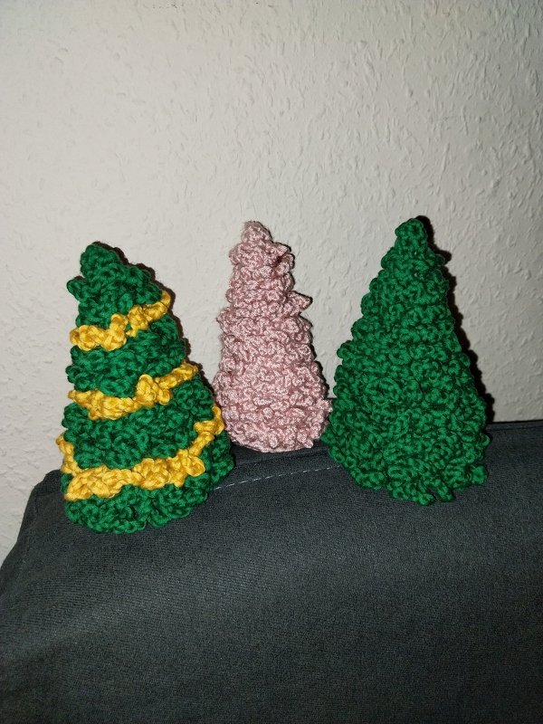 Pine Tree / Christmas Tree Crochet Pattern