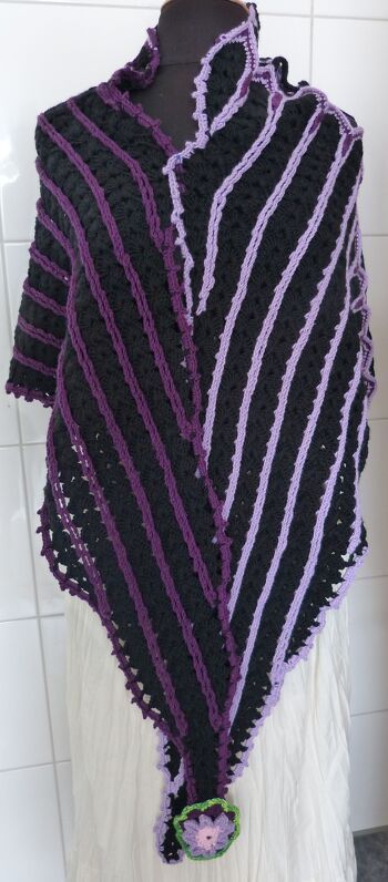 Wie immer eine perfekte Anleitung von Petra...freue mich aufs Tragen....der Streifeneffekt kommt jetzt erst richtig zur Geltung...Gabriele