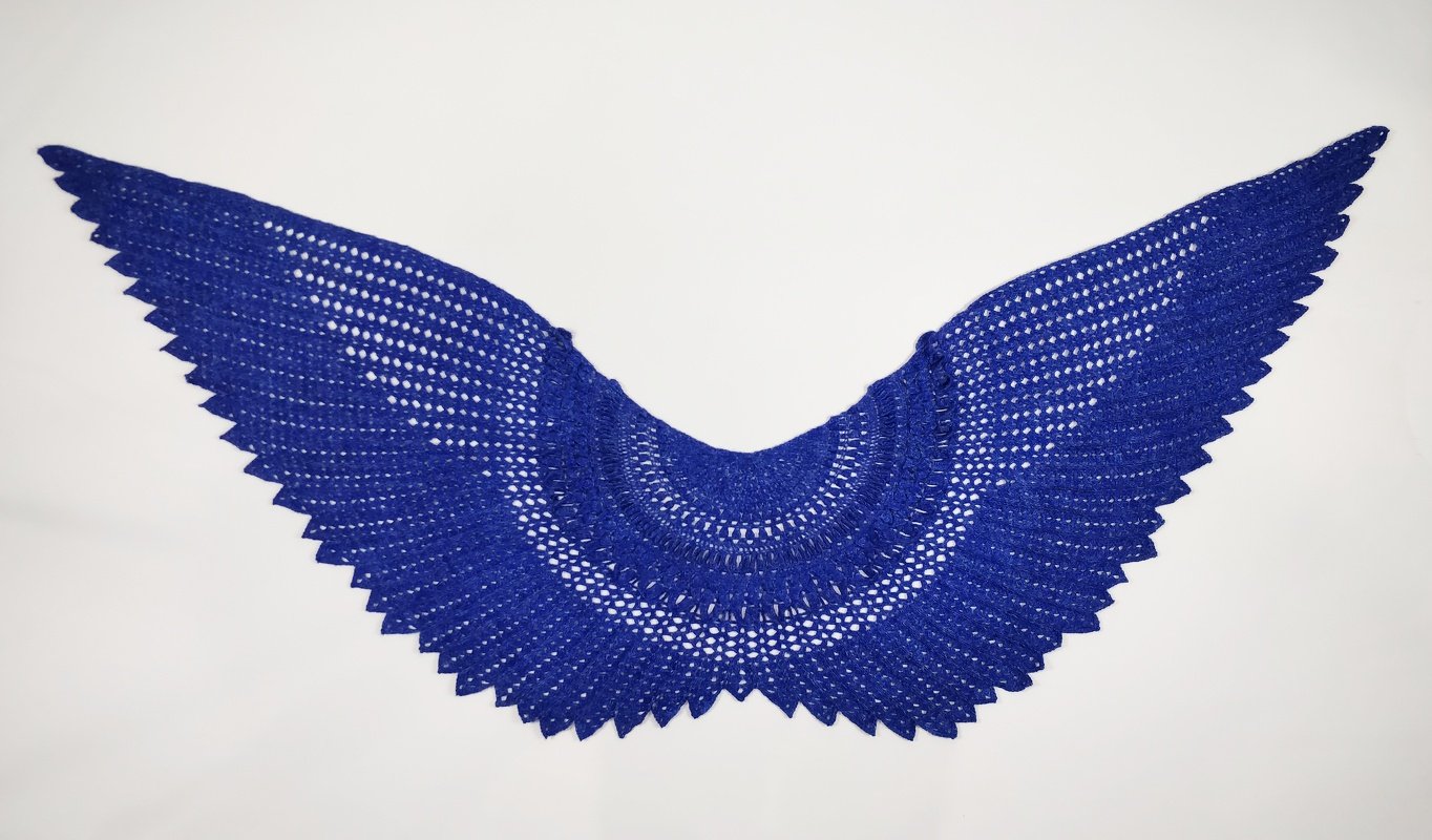 Petra Perle’s shawl „Wings of Love“