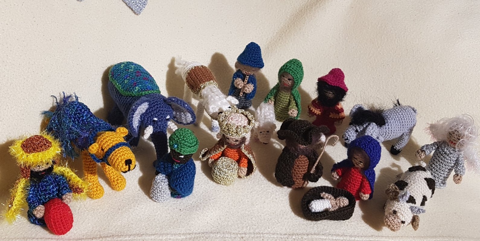 Häkelanleitung Figuren für die Weihnachtskrippe:  Maria, Josef, Jesus, Ochse, Esel, Weihnachtsstern