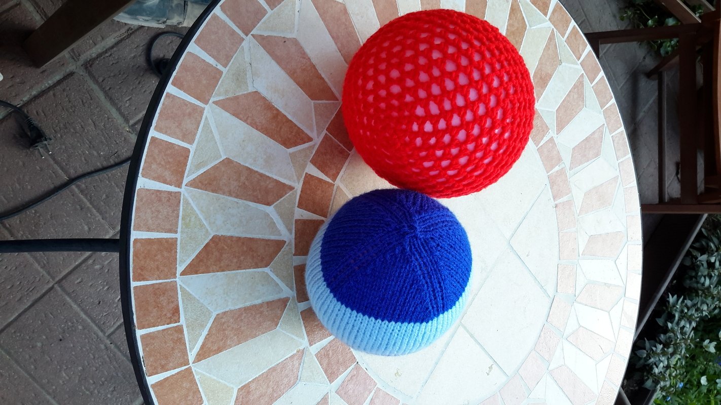 Indoor Fussball - Luftballonhülle - Strickanleitung