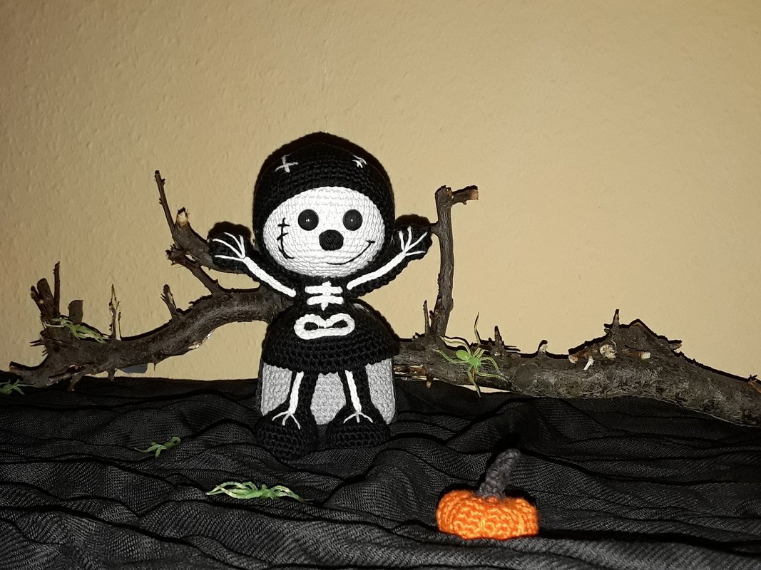 159DE Häkelanleitung Puppe im Skeleton Kleid - Amigurumi PDF Stelmakhova CP