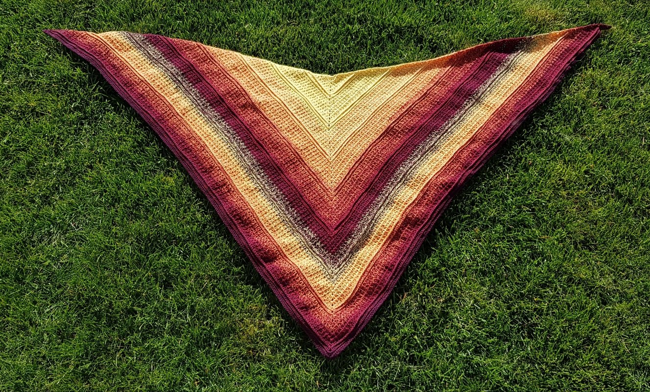 Timeless shawl - Twirls Deluxe