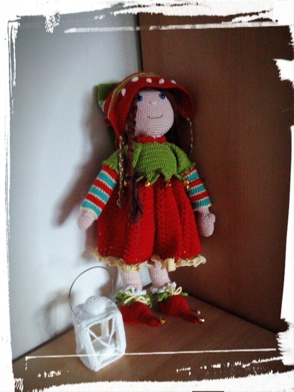 Häkelanleitung Amigurumi / Puppe Mia im Weihnachts-Elfen Outfit / Weihnachten