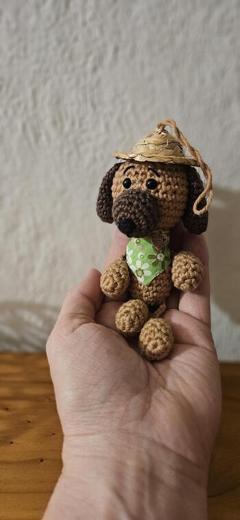 Der kleine Kerl wird noch an vielen Taschen baumeln ;-)