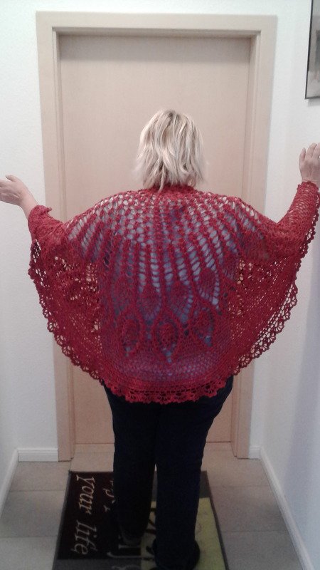 Astrid`s Easy swinging Shrug Ein leichtes schwingendes Jäckchen