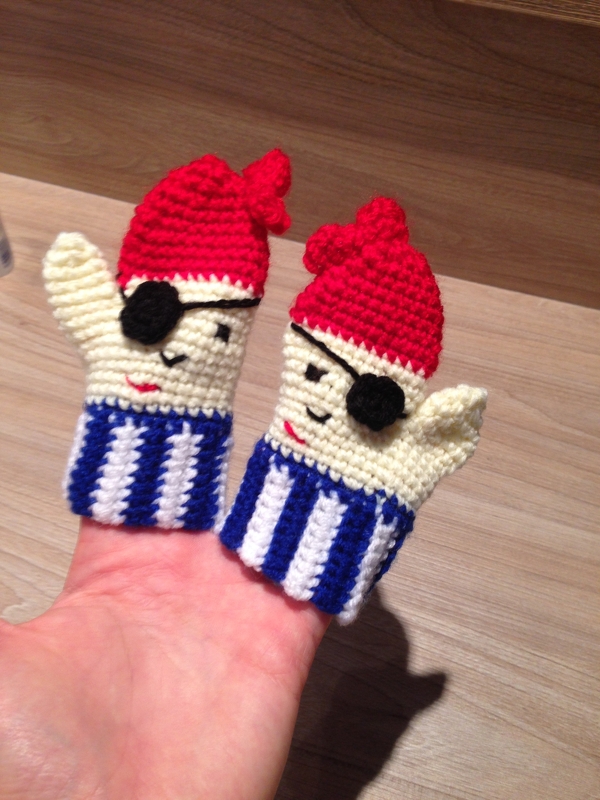 E- Book  "Kinderhandschuhe"