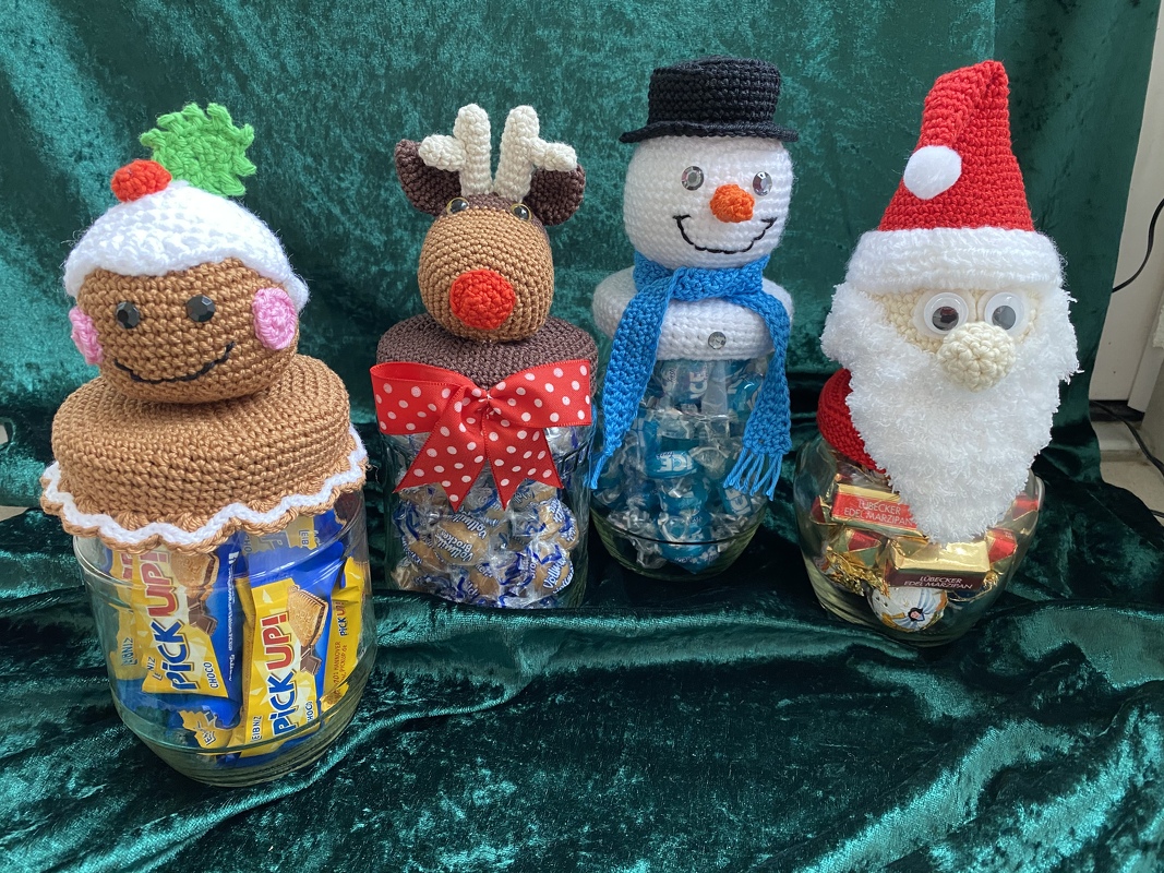 4 Häkelanleitungen für Weihnachtsgläser im Set