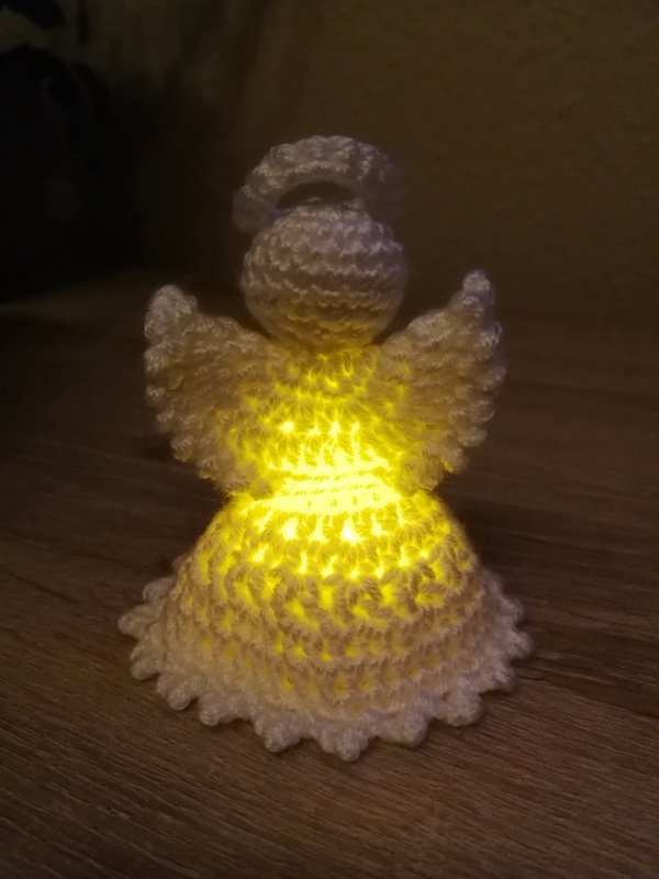 Süßer Engel / Weihnachtsengel - Tischdeko, Baumschmuck - Häkelanleitung