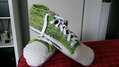 Häkelanleitung Hausschuhe, Turnschuhe Gr. 36/37, 38/39, 40/41, 42/43, 44/45