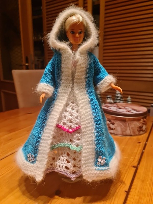 Strickanleitung "Der Mantel der Eisprinzessin"