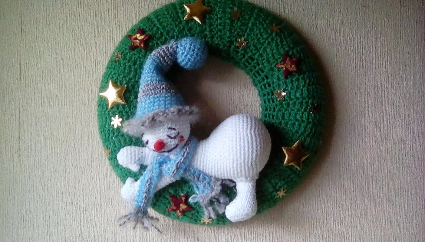 Häkelanleitung - Türkranz - Schneemann im Winterschlaf