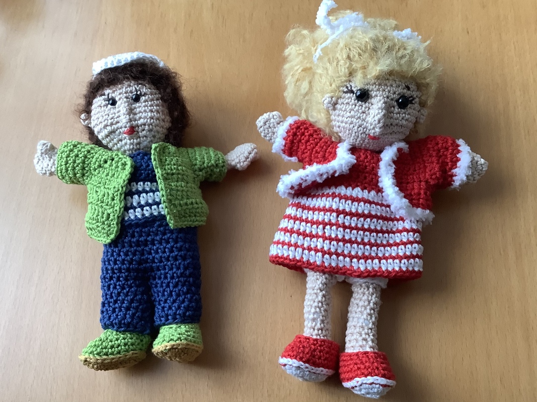 Häkelanleitung Minipüppchen Paulina im Winteroutfit