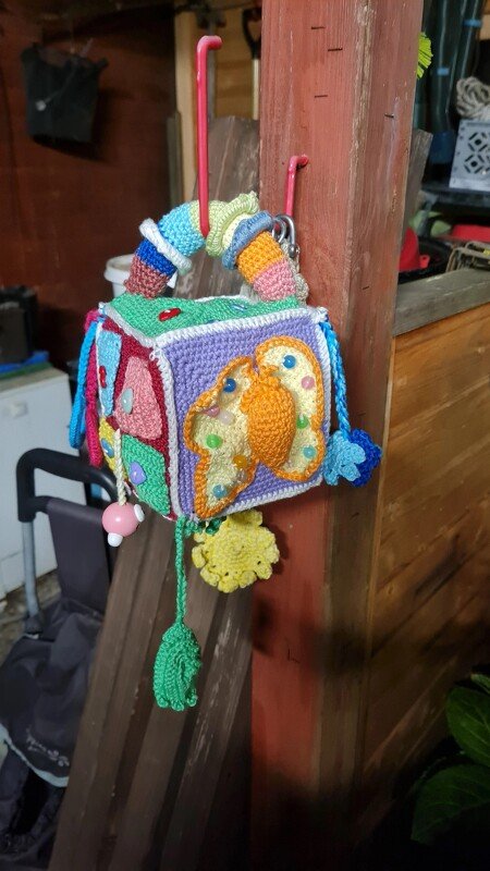 Crochet pattern activity cube - game dice