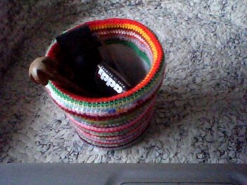 Die Eimerchen haben sich schnell häkeln lassen. Sehr gute Resteverwertung. Gerne wieder