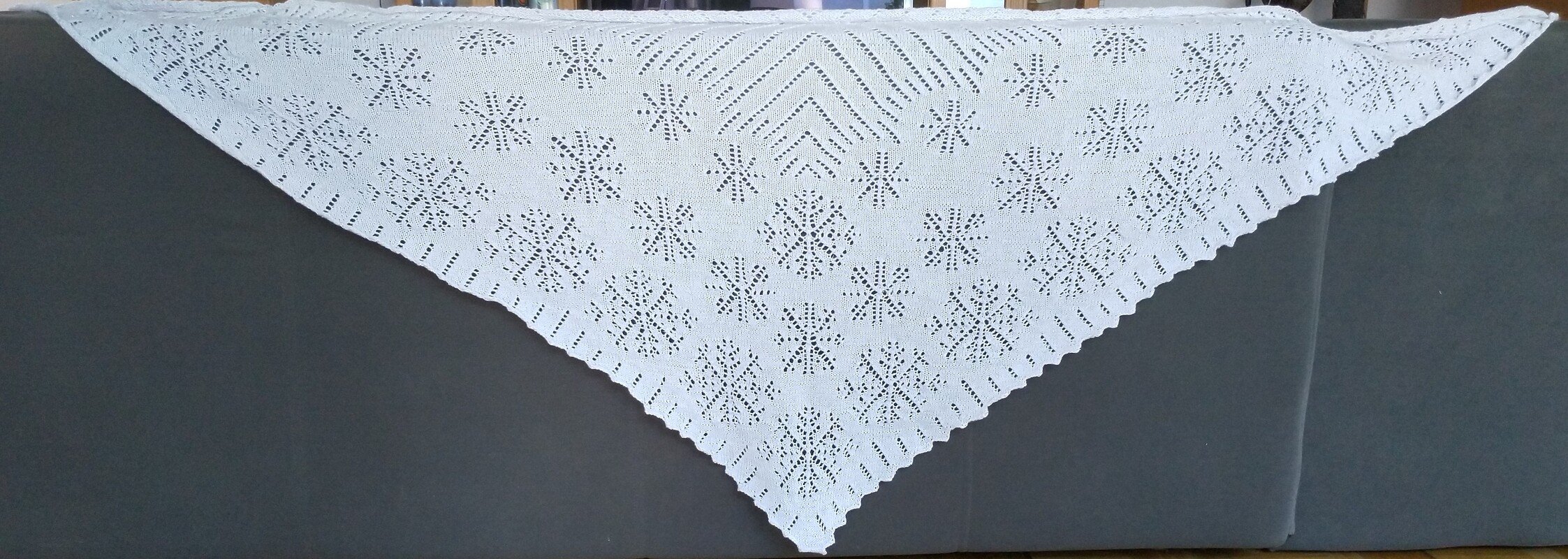 Strickanleitung Tuch "Schneeflocke" NEU in 2 Grössen