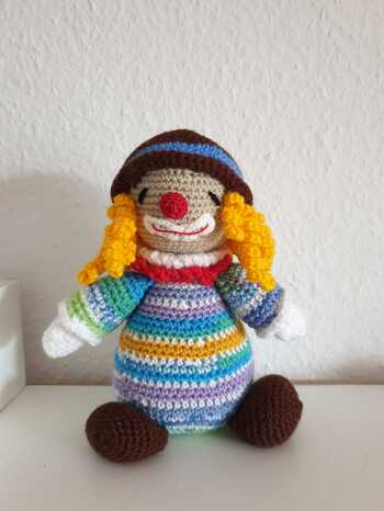 Ich habe sehr gerne nach der Anleitung gearbeitet. Vielen Dank für diese liebevoll gestaltete Anleitung