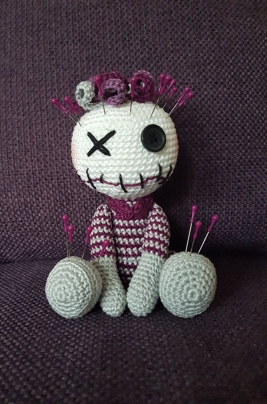 Häkelanleitung Voodoo Puppe Violetta