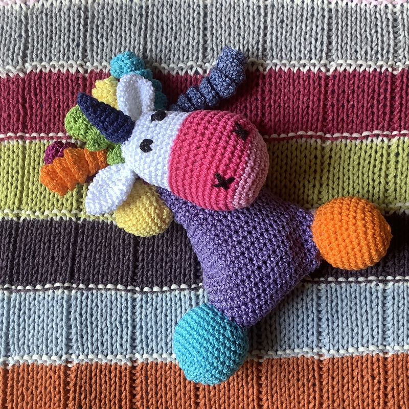 Crinkle toy little unicorn