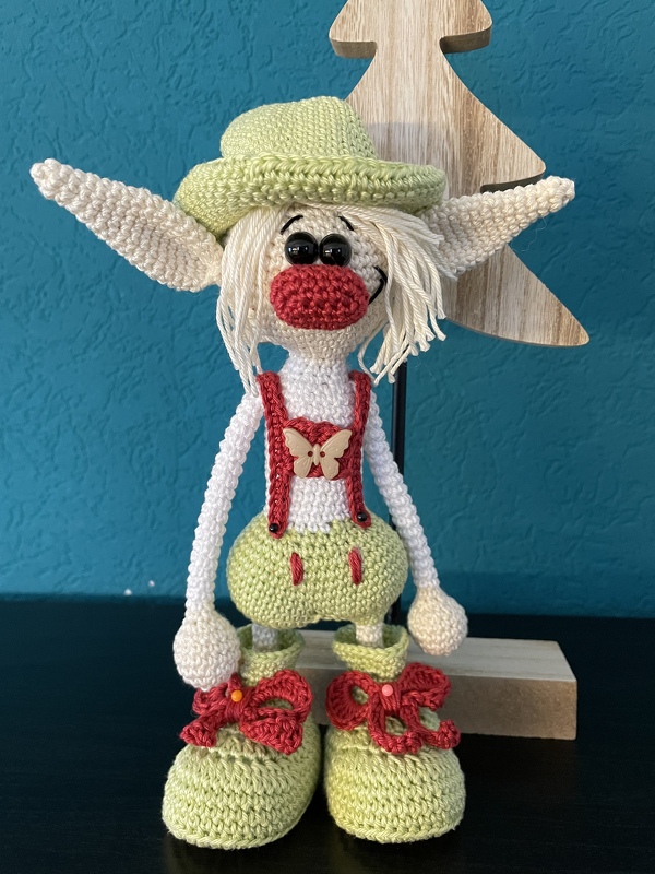 Häkelanleitung Amigurumi / Jodi der Kobold
