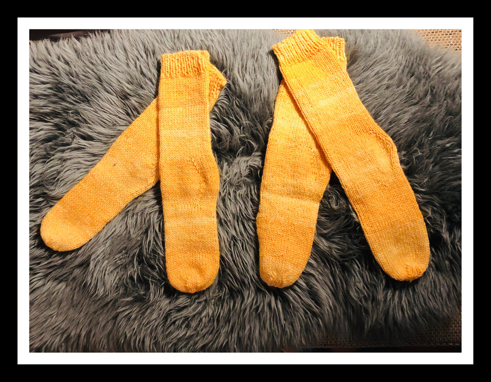 Socken stricken genial einfach – Strickanleitung für 3 Nadeln