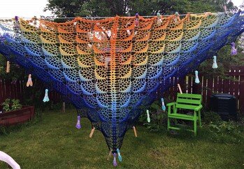 I loved working this pattern.  Very good chart (I do not read German) and I think the bobbel I chose really displays the beautiful design.