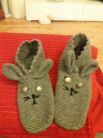 Ganz tolle einfachew Anleitung...ich konnte diese Puschen an 2 Abenden häkeln, ging wirklich schnell.
Danke liebe Petra