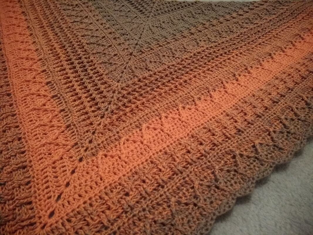 Relief-Rebell Dreieckstuch