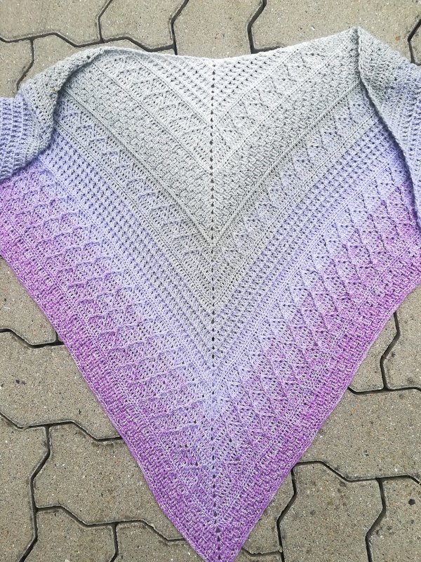 Relief-Rebell Dreieckstuch