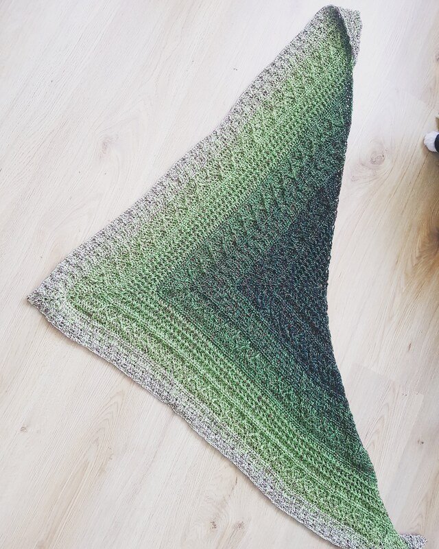 Relief-Rebell Dreieckstuch