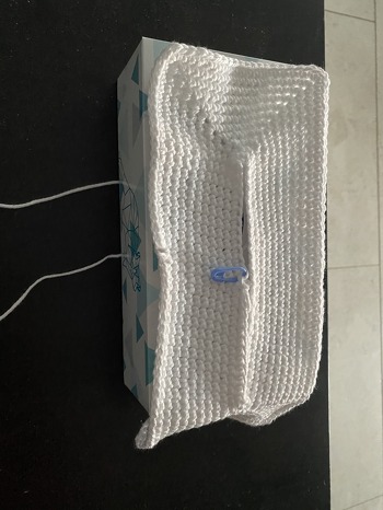 Der Deckel ist bei mir zu lang ausgefallen. Die Breite passt perfekt.
Siehe meinen Kommentar vom 17.5.2020.