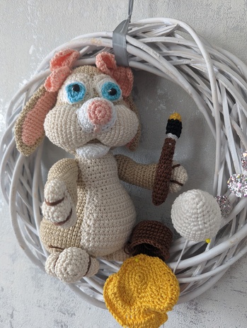 Noch nicht ganz fertig, aber Ostern ist ja zum Glück jedes Jahr 😀
Wie immer eine traumhafte Anleitung .