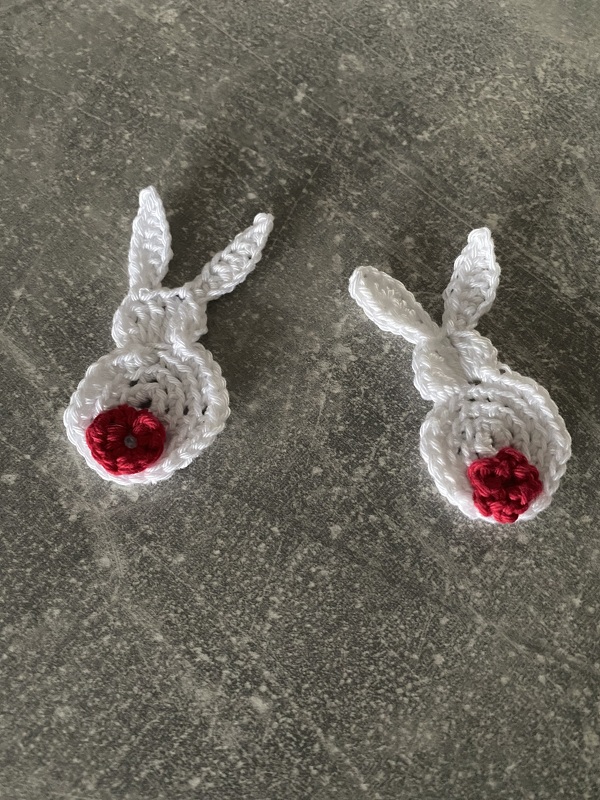 Cute Bunnies for Easter Decoration - Crochet Pattern