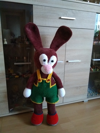 Tolle Beschreibung , einfach nachzuarbeiten. Ist bei mir ca. 85 cm hoch geworden, mit Chenillegarn .