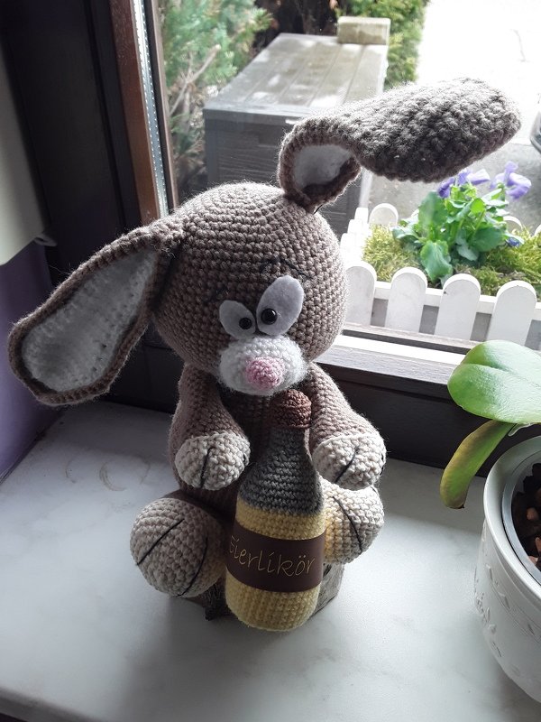 Hase – beduselter Eddy - Häkelanleitung