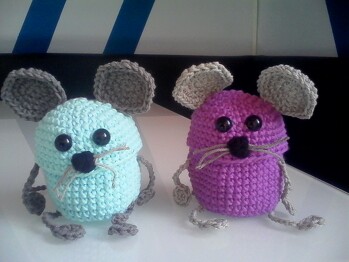 Gut geschriebene Anleitung! Verwende sie als Geldgeschenk-Maus für meine Enkel zum Geburtstag!