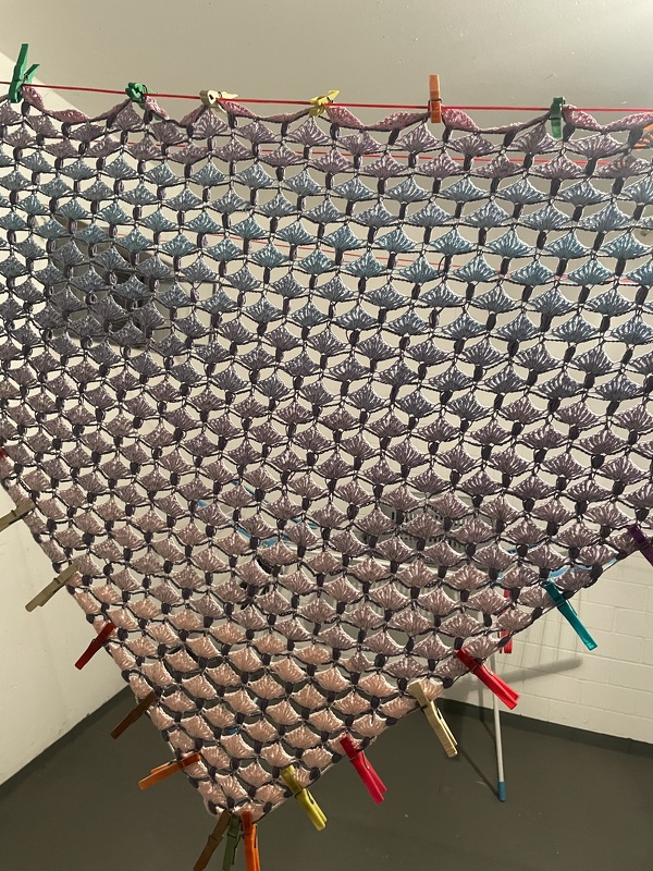 Dreiecktuch Hippiemädchen