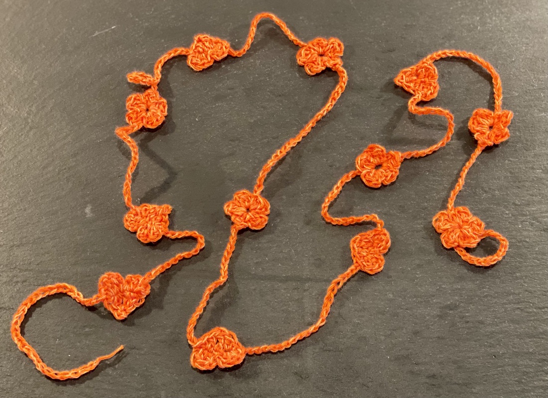 Dekokette, Tischgirlande &quot;Hase, Herz und Blüte&quot; - Häkelanleitung mit Video