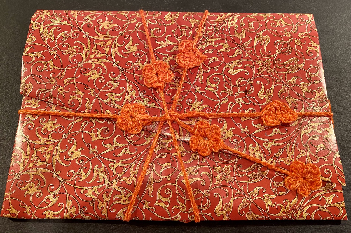 Easter Garland &quot;Bunny, Heart and Flowers&quot; - Crochet Pattern with Video