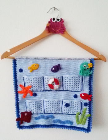 Ich habe das Hänge-Utensilo "etwas" abgewandelt. Die Erklärung war gut, hab mich sehr gut zurecht gefunden! Hat Spaß gemacht.