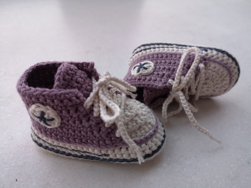 Häkelanleitung für Babyschuhe &#039;Classic&#039;  ( 3 Größen )