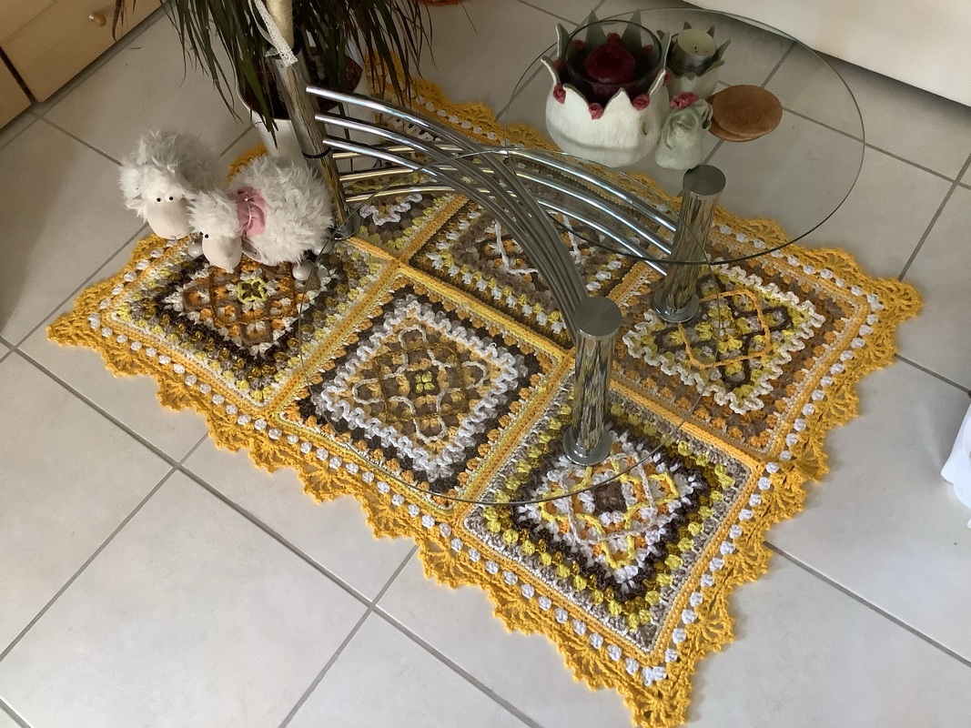 wundervolle Tagesdecke "KAPATA"