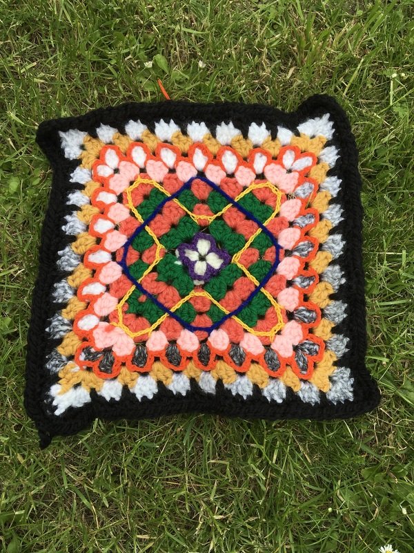 wundervolle Tagesdecke "KAPATA"