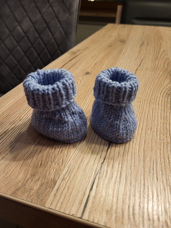 Strickanleitung für Puppenschuhe / Booties - 2 Ausführungen