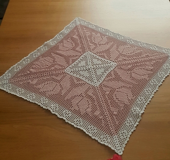 Sehr schön Tischdecke,die Anleitung ist gut erklärt. 👍